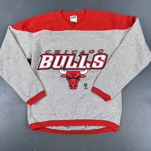 VTG Chicago Bulls Sweatshirt Boys Medium Gray Red Nutmeg Mills USA NWT 90s